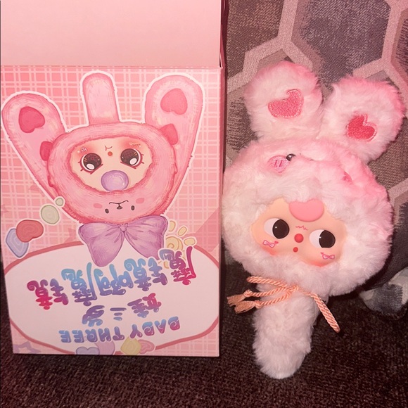 Baby Three Magic Mirror Plush - White and Pink - Picture 4 of 4